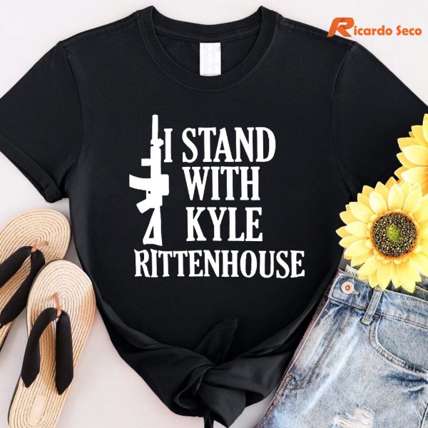 I stand with Kyle Rittenhouse T-shirt