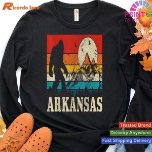 Arkansas Adventure Bigfoot Vintage Mountains Hiking Camping T-shirt