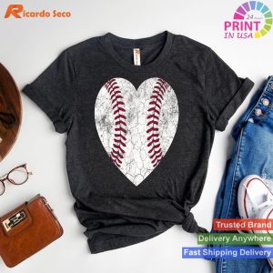 Cute Baseball Heart Perfect Gift T-shirt for Softball Moms and Dads
