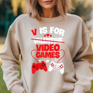 Gamer Love V Is For Video Game Valentine is Day Tee for Boys & Men