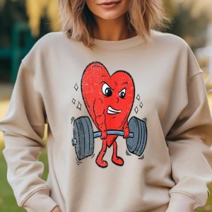 Heart Lifting A Gym Enthusiast is Valentine is Day Bodybuilding Tee